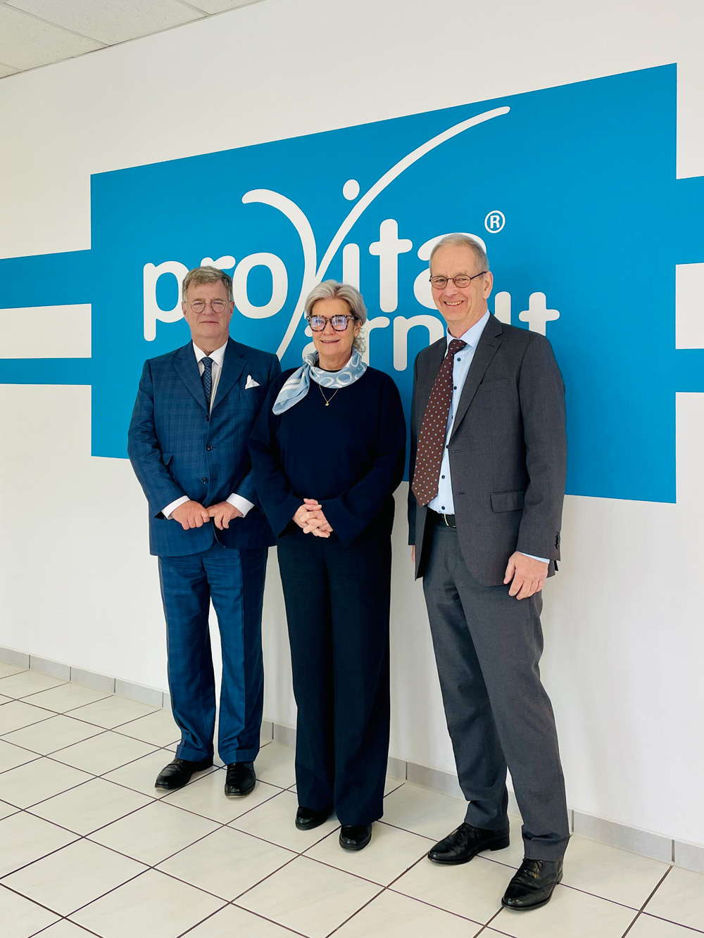 Simone Borchert, Jörg Geller und Malte Klar bei provita arndt